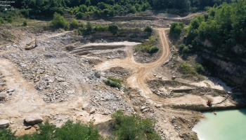 10 acre pit