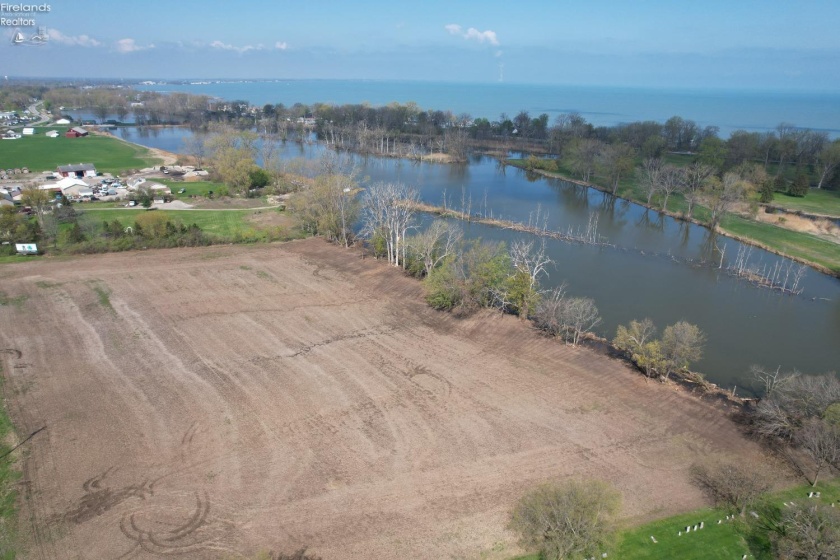 0 Harbor Rd, Port Clinton, 43452, ,Land,For Sale,Harbor Rd,20231282