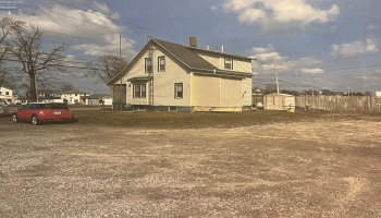 1340 Lakeshore Drive, Port Clinton, 43452, ,Multiple Units,For Sale,Lakeshore,20240616