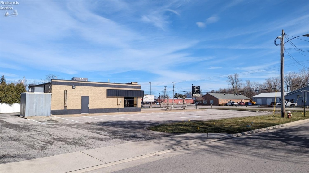 3719 Columbus Avenue, Sandusky, 44870, ,Commercial,For Sale,Columbus,20240728