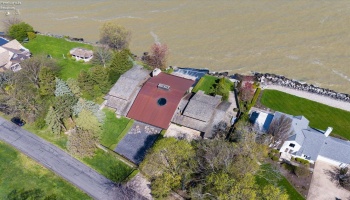 4917 Cliff Road, Port Clinton, 43452, 3 Bedrooms Bedrooms, ,5 BathroomsBathrooms,Residential,For Sale,Cliff,20241470