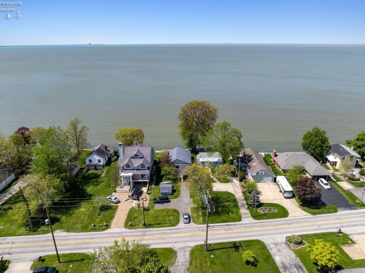 2737 Sand Road, Port Clinton, 43452, 2 Bedrooms Bedrooms, ,1 BathroomBathrooms,Residential,For Sale,Sand,20241520