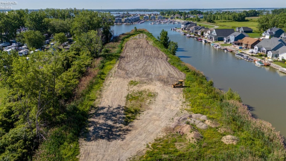 12 Yacht Club Lane, Marblehead, 43440, ,Land,For Sale,Yacht Club,20241612