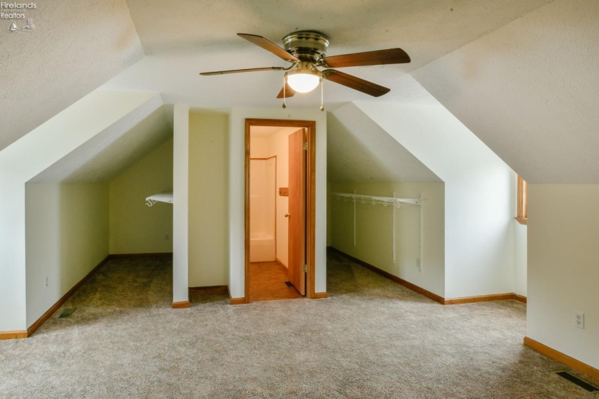 second floor loft w/ full bath