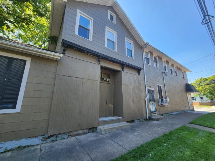 502 Monroe Street, Sandusky, 44870, ,Multiple Units,For Sale,Monroe,20241959