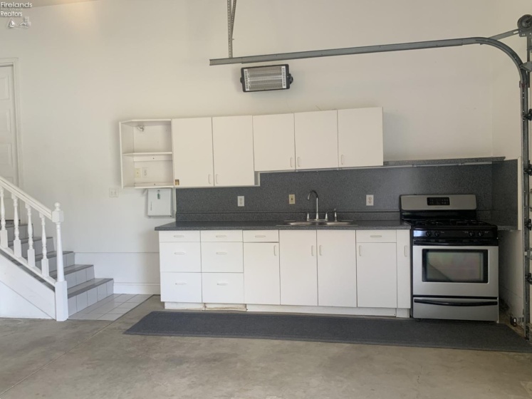 Additional kitchen in the 3 car garage