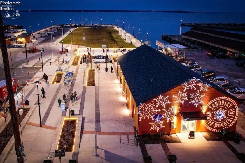 Winter wonderland on the Jackson Street pier.