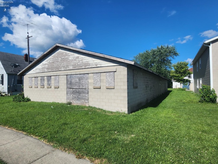 1807 Camp Street, Sandusky, 44870, ,Commercial,For Sale,Camp,20242602