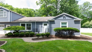 Beautiful guest house/VRBO Money Maker/mother-n-law suite.