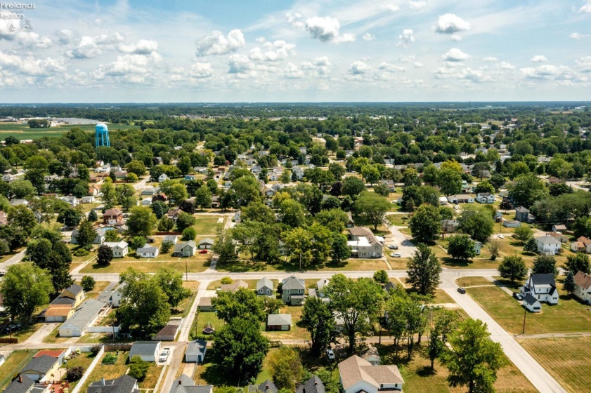 610 Ohio Avenue, Fremont, 43420, 4 Bedrooms Bedrooms, ,2 BathroomsBathrooms,Residential,For Sale,Ohio,20242852