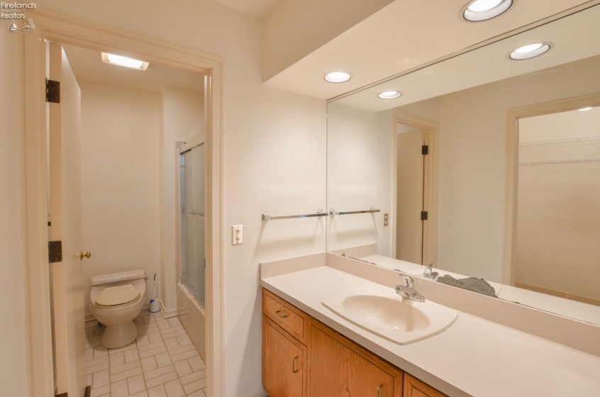 4300 Marin Woods, Port Clinton, 43452, 2 Bedrooms Bedrooms, ,3 BathroomsBathrooms,Residential,For Sale,Marin Woods,20243002