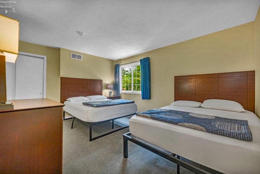 1230 Tri Motor, Put-In-Bay, 43456, 2 Bedrooms Bedrooms, ,2 BathroomsBathrooms,Residential,For Sale,Tri Motor,20243156