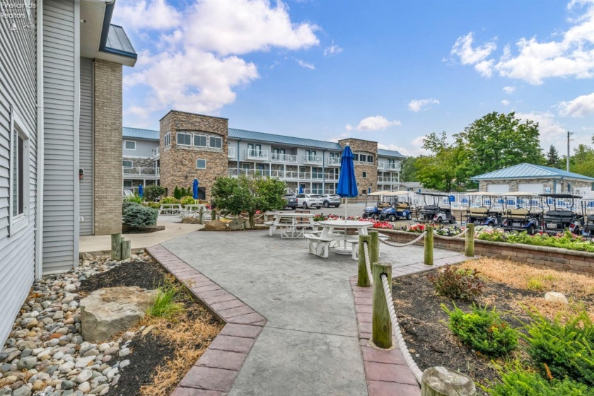 1230 Tri Motor, Put-In-Bay, 43456, 2 Bedrooms Bedrooms, ,2 BathroomsBathrooms,Residential,For Sale,Tri Motor,20243156