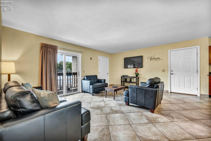 1230 Tri Motor, Put-In-Bay, 43456, 2 Bedrooms Bedrooms, ,2 BathroomsBathrooms,Residential,For Sale,Tri Motor,20243156