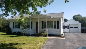 15 Longfellow Drive, Tiffin, 44883, 3 Bedrooms Bedrooms, ,1 BathroomBathrooms,Residential,For Sale,Longfellow,20243363