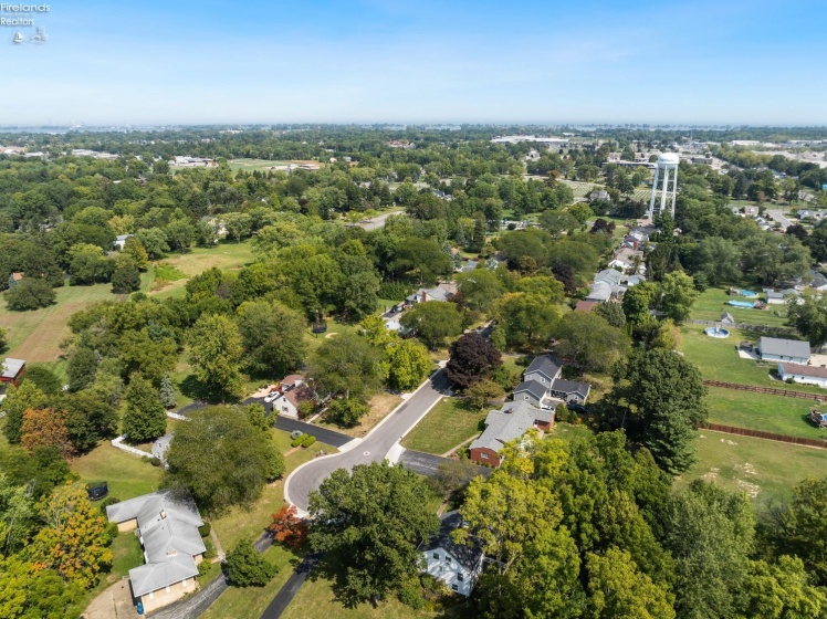 208 Cedar Brook Lane, Sandusky, 44870, 4 Bedrooms Bedrooms, ,2 BathroomsBathrooms,Residential,For Sale,Cedar Brook,20243380