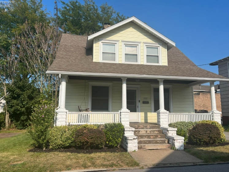 222 Washington Court, Sandusky, 44870, 2 Bedrooms Bedrooms, ,2 BathroomsBathrooms,Residential,For Sale,Washington,20243453