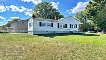 354 Clinton Avenue, Tiffin, 44883, 3 Bedrooms Bedrooms, ,1 BathroomBathrooms,Residential,For Sale,Clinton,20243532