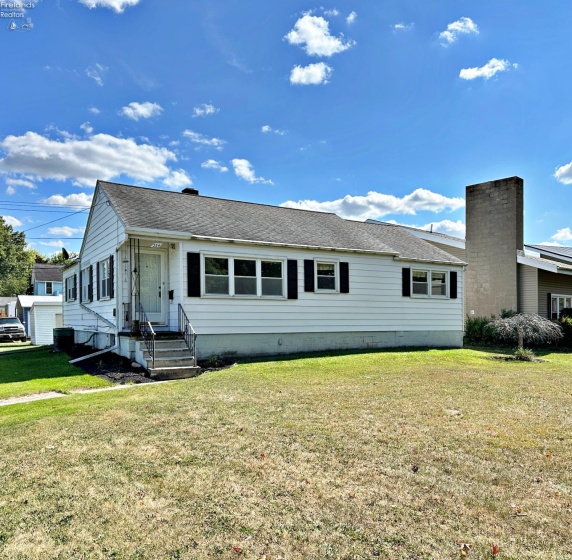 354 Clinton Avenue, Tiffin, 44883, 3 Bedrooms Bedrooms, ,1 BathroomBathrooms,Residential,For Sale,Clinton,20243532