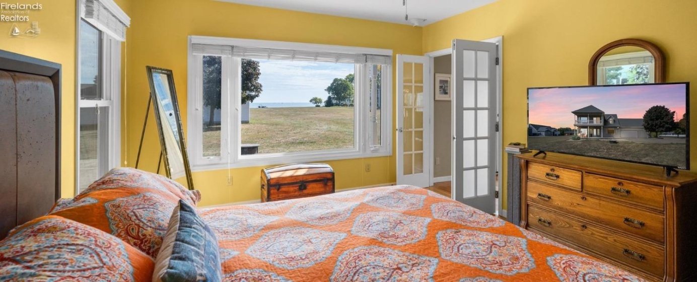 First floor master bedroom with lake view