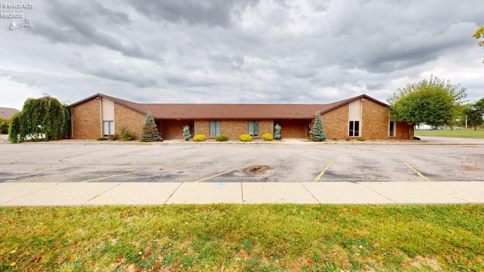 315 Crestwood Drive, Willard, 44890, ,Commercial,For Sale,Crestwood,20243643