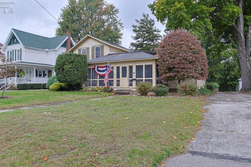 216 Main Street, Norwalk, 44857, 4 Bedrooms Bedrooms, ,2 BathroomsBathrooms,Residential,For Sale,Main,20243674