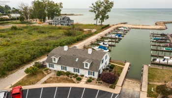 121 Schooner Point, Port Clinton, 43452, 2 Bedrooms Bedrooms, ,2 BathroomsBathrooms,Residential,For Sale,Schooner Point,20243797