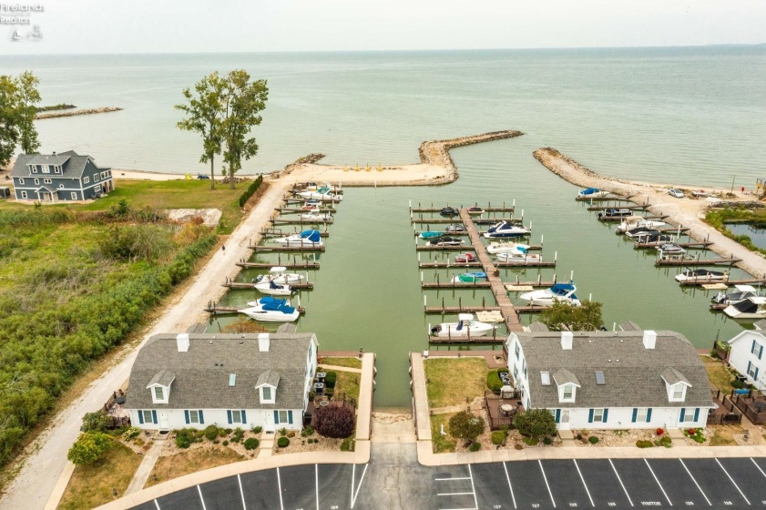 121 Schooner Point, Port Clinton, 43452, 2 Bedrooms Bedrooms, ,2 BathroomsBathrooms,Residential,For Sale,Schooner Point,20243797