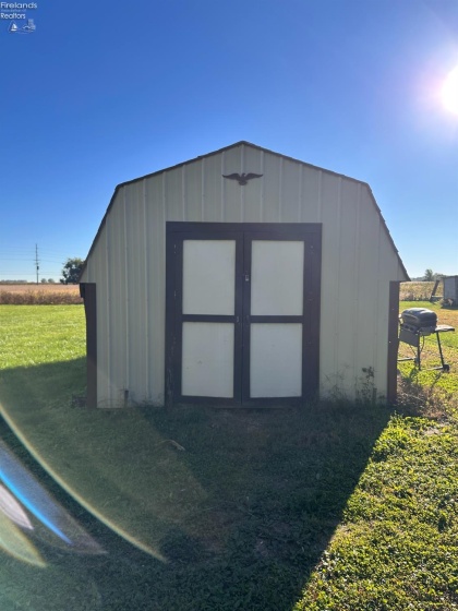 1749 County Road 270, Clyde, 43410, 2 Bedrooms Bedrooms, ,1 BathroomBathrooms,Residential,For Sale,County Road 270,20243837