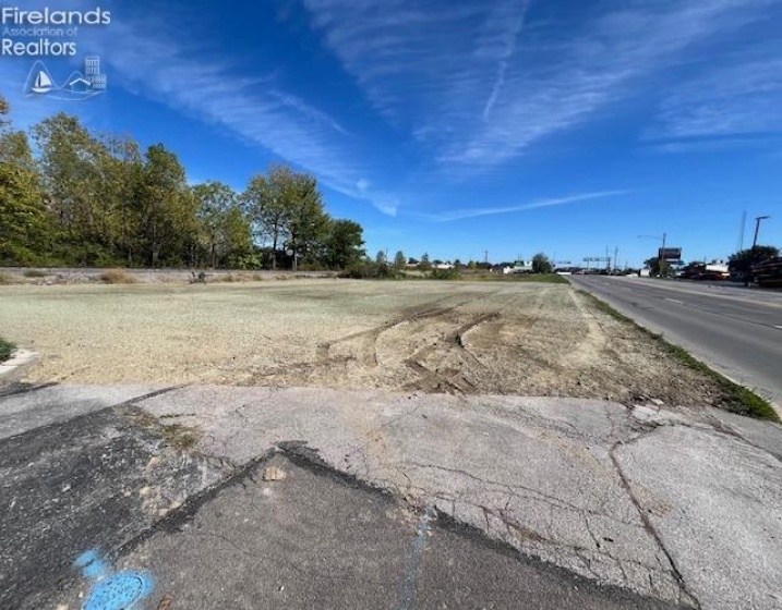 2100 W State Street, Fremont, 43420, ,Land,For Sale,W State Street,20243930