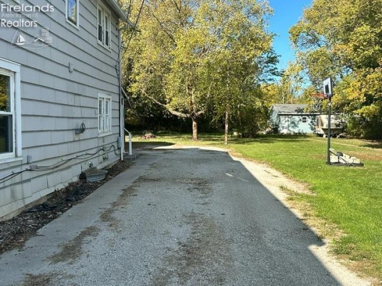 528 Fremont Road, Port Clinton, 43452, ,Multiple Units,For Sale,Fremont,20243942