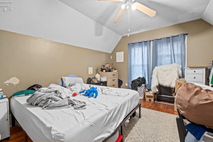 Unit 3 (Upper) - $700.00 A month