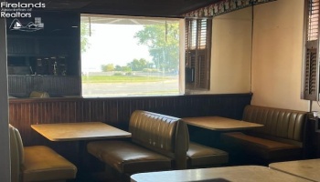 1708 Perry Street, Port Clinton, 43452, ,Commercial,For Sale,Perry,20244038