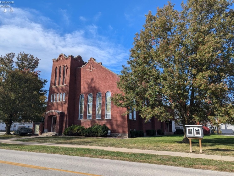 200 Madison Street, Gibsonburg, 43431, ,Commercial,For Sale,Madison,20244088