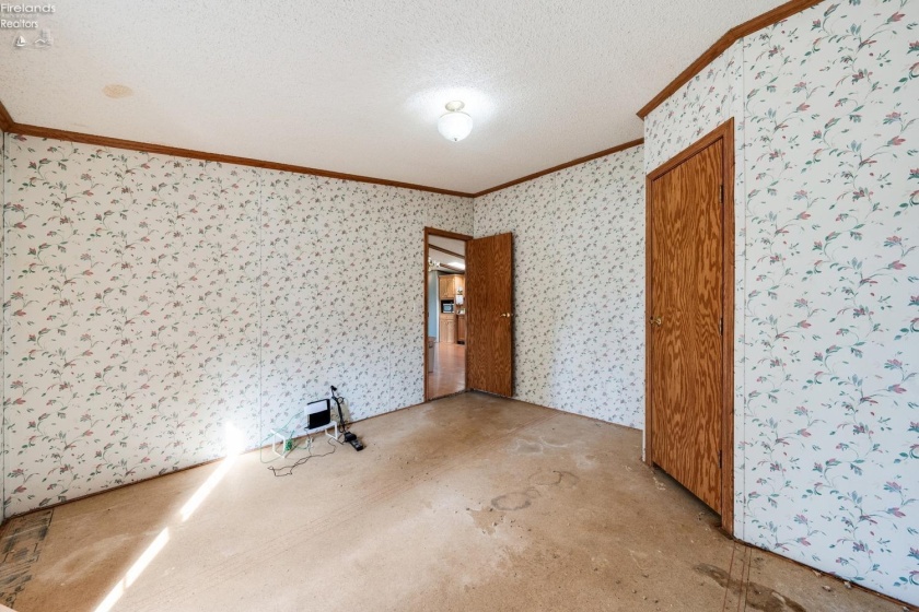 70 Niese Place, Put-In-Bay, 43456, 3 Bedrooms Bedrooms, ,2 BathroomsBathrooms,Residential,For Sale,Niese Place,20244090