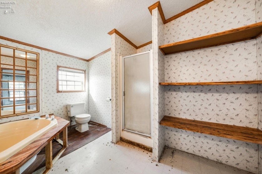 70 Niese Place, Put-In-Bay, 43456, 3 Bedrooms Bedrooms, ,2 BathroomsBathrooms,Residential,For Sale,Niese Place,20244090