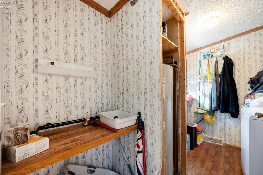 70 Niese Place, Put-In-Bay, 43456, 3 Bedrooms Bedrooms, ,2 BathroomsBathrooms,Residential,For Sale,Niese Place,20244090