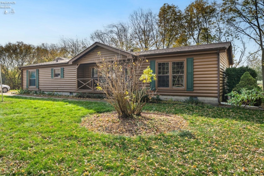 70 Niese Place, Put-In-Bay, 43456, 3 Bedrooms Bedrooms, ,2 BathroomsBathrooms,Residential,For Sale,Niese Place,20244090