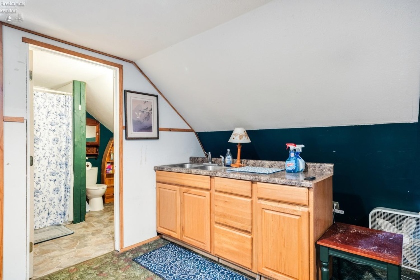 70 Niese Place, Put-In-Bay, 43456, 3 Bedrooms Bedrooms, ,2 BathroomsBathrooms,Residential,For Sale,Niese Place,20244090