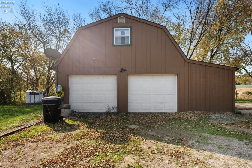 70 Niese Place, Put-In-Bay, 43456, 3 Bedrooms Bedrooms, ,2 BathroomsBathrooms,Residential,For Sale,Niese Place,20244090