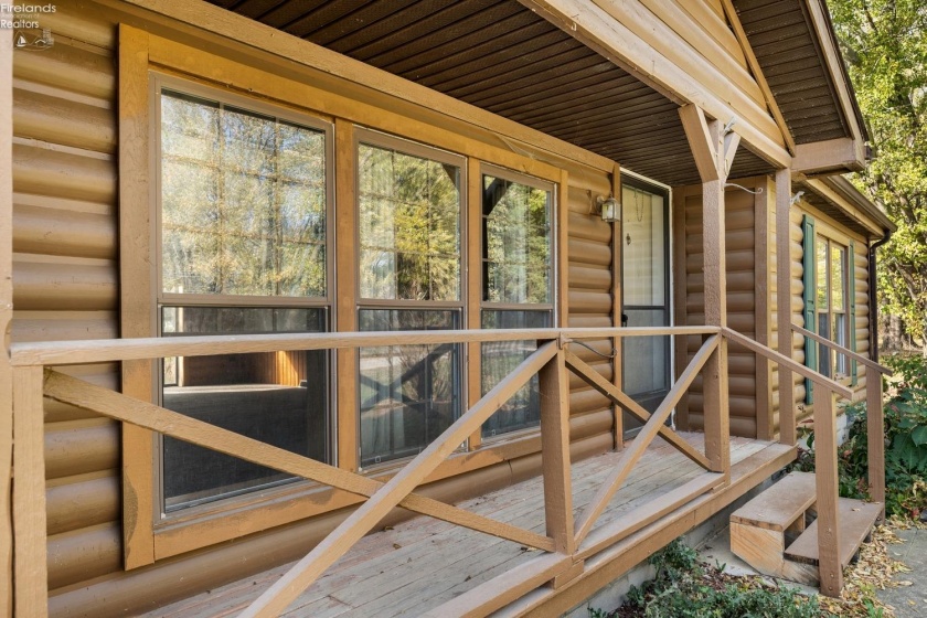 70 Niese Place, Put-In-Bay, 43456, 3 Bedrooms Bedrooms, ,2 BathroomsBathrooms,Residential,For Sale,Niese Place,20244090