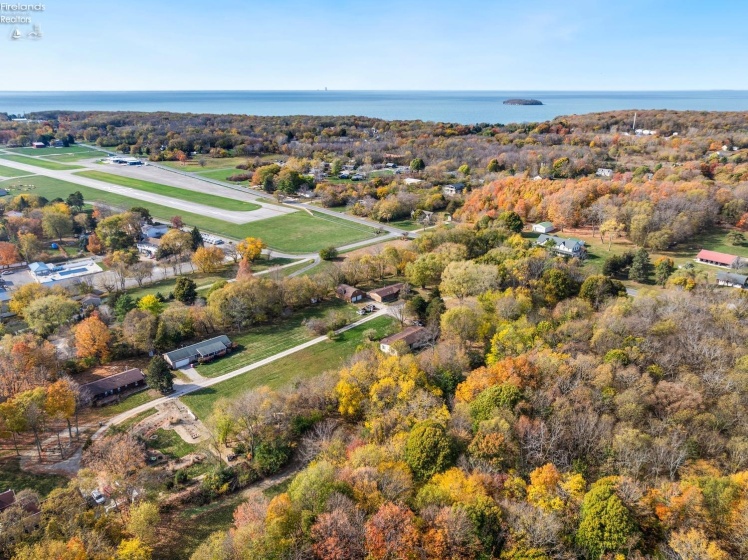 70 Niese Place, Put-In-Bay, 43456, 3 Bedrooms Bedrooms, ,2 BathroomsBathrooms,Residential,For Sale,Niese Place,20244090