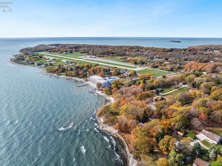 70 Niese Place, Put-In-Bay, 43456, 3 Bedrooms Bedrooms, ,2 BathroomsBathrooms,Residential,For Sale,Niese Place,20244090