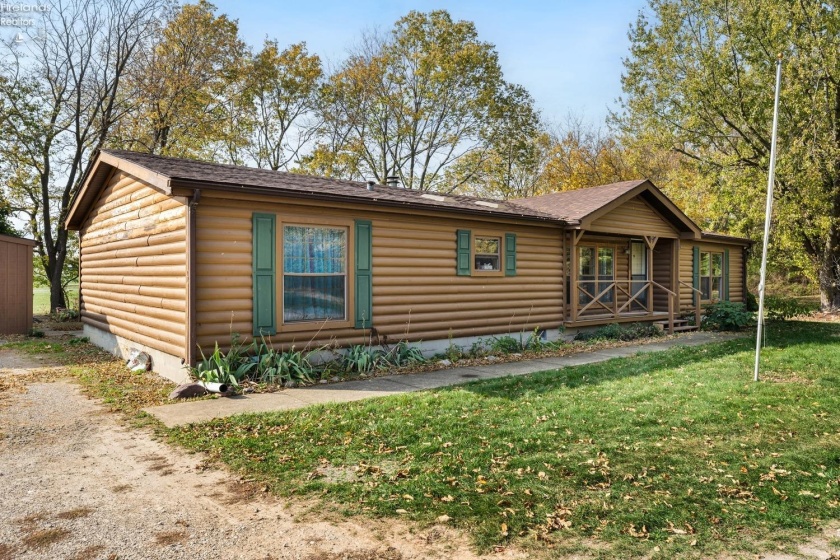 70 Niese Place, Put-In-Bay, 43456, 3 Bedrooms Bedrooms, ,2 BathroomsBathrooms,Residential,For Sale,Niese Place,20244090