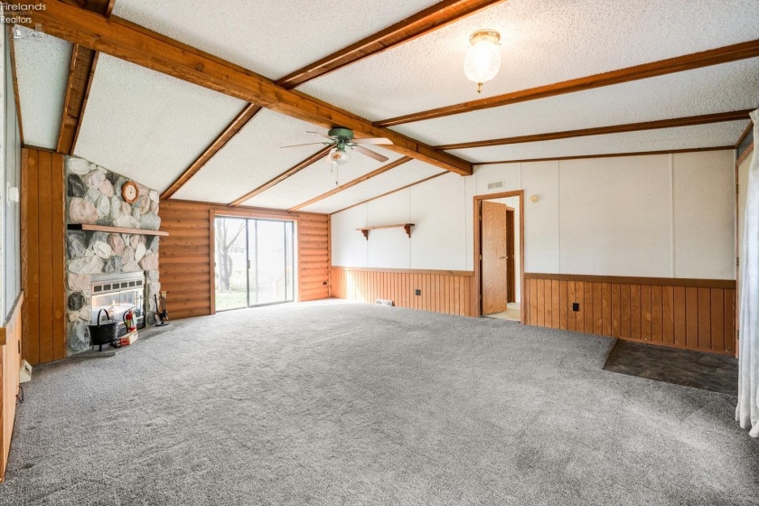70 Niese Place, Put-In-Bay, 43456, 3 Bedrooms Bedrooms, ,2 BathroomsBathrooms,Residential,For Sale,Niese Place,20244090