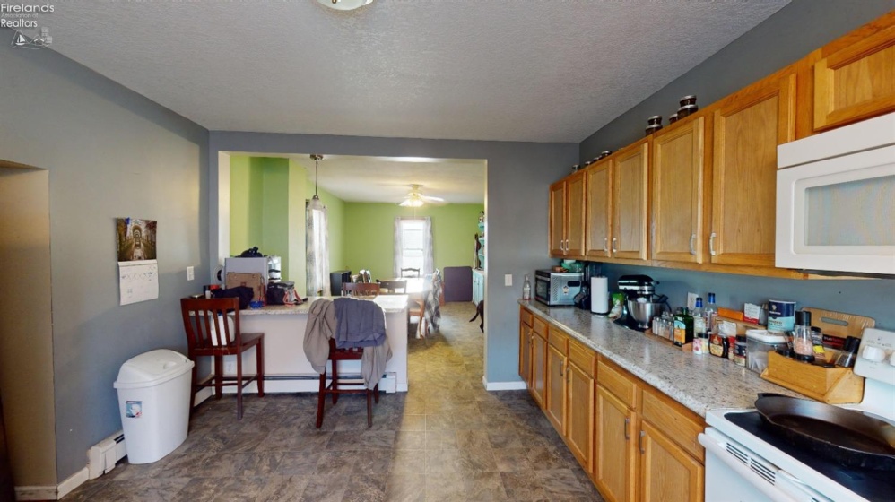 114 Lincoln Street, Lindsey, 43442, 5 Bedrooms Bedrooms, ,2 BathroomsBathrooms,Residential,For Sale,Lincoln,20244165
