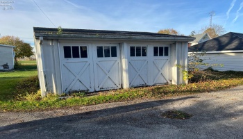 114 Lincoln Street, Lindsey, 43442, 5 Bedrooms Bedrooms, ,2 BathroomsBathrooms,Residential,For Sale,Lincoln,20244165