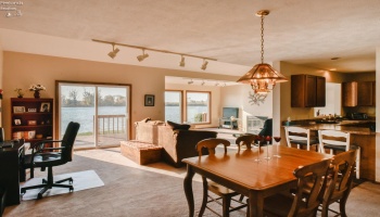 61 Harbors End Drive, Port Clinton, 43452, 2 Bedrooms Bedrooms, ,2 BathroomsBathrooms,Residential,For Sale,Harbors End,20244264