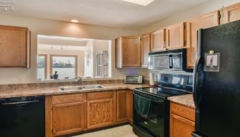 61 Harbors End Drive, Port Clinton, 43452, 2 Bedrooms Bedrooms, ,2 BathroomsBathrooms,Residential,For Sale,Harbors End,20244264