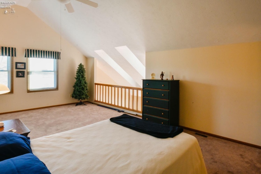 2nd Floor loft/bedroom